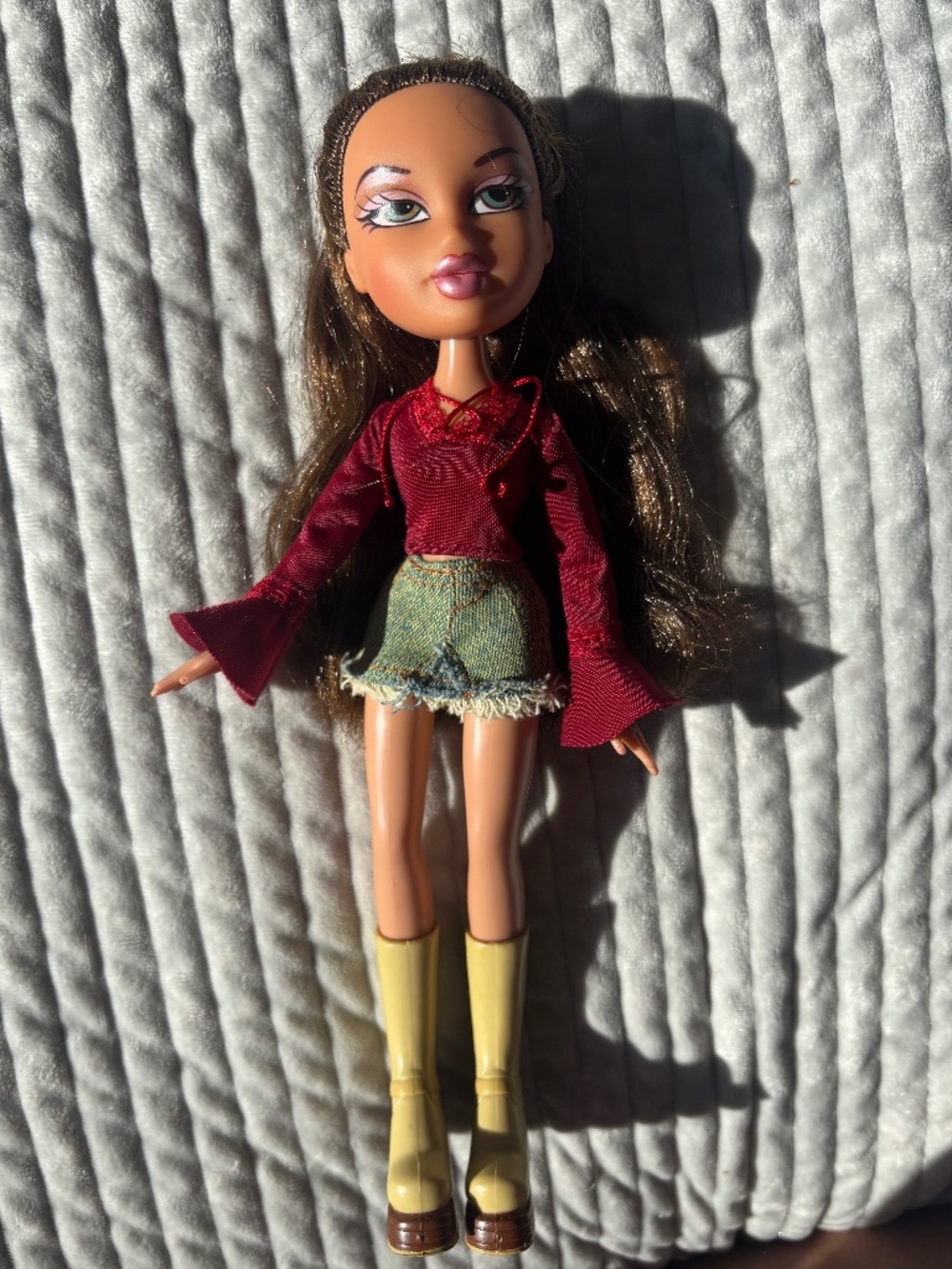 Vintage Bratz Style It Yasmin Doll Original Top Skirt Boots Y2K